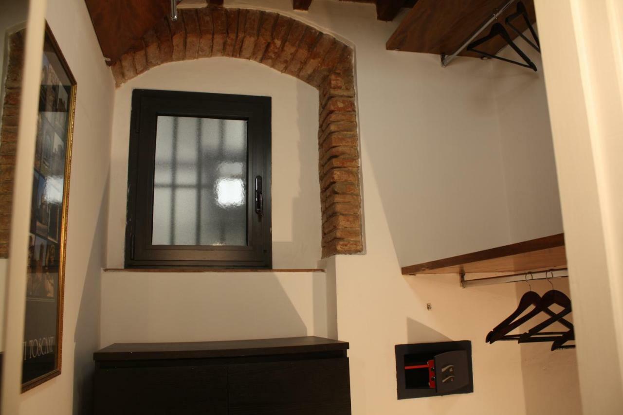 S.zanobi Courtyard House W/ Terrace Florencia